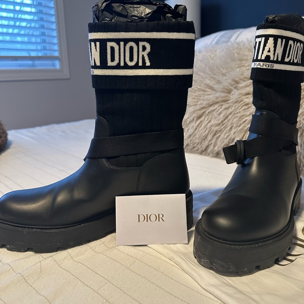 Dior Black D Major Ankle Boots with Logo Detail - Picture 6 of 7